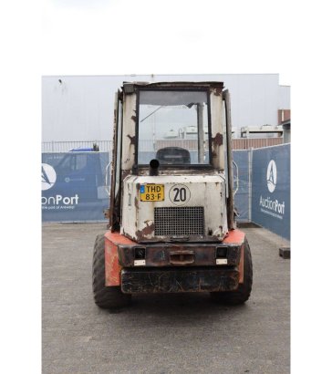 Wheel loader Weidemann 3002D/M Diesel 44kW 1991 Weidemann 3002 D/M 1991 2 Wheel Loaders image 5