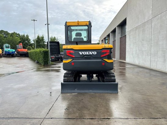 Midi excavator Volvo EC55D Diesel 2019 EC55D 2019 2 Crawler Excavators image 5