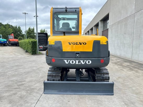 Midi excavator Volvo EC55B Diesel 2012 EC55B 2012 2 Crawler Excavators image 5
