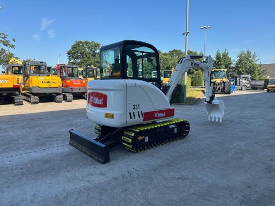 Bobcat 331 Diesel Mini Excavator 2010 331 2010 2 Crawler Excavators image 20