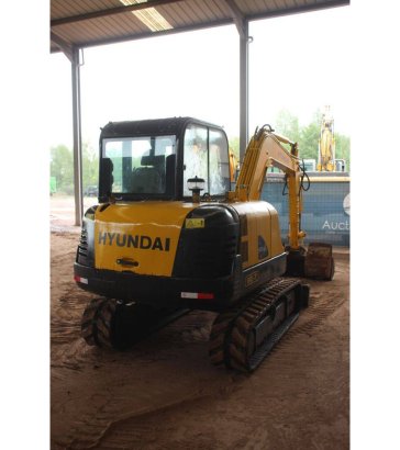 Hyundai R60-7 Diesel Crawler Excavator 2011 R60-7 2011 2 Crawler Excavators image 20