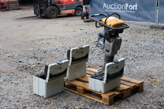 Wacker Neuson Rammer AS50e Electric Vibratory Plate 2017 Neuson Rammer AS50e 2017 2 image 35