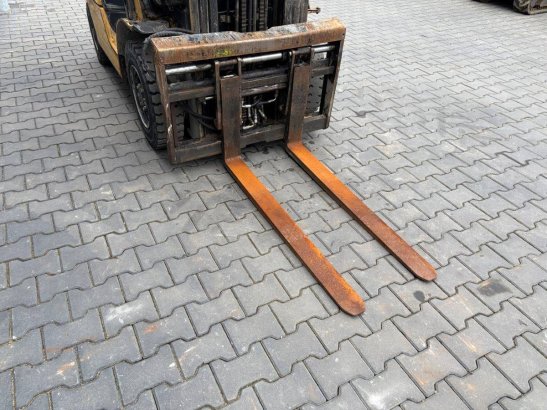 Forklift Caterpillar GP25N LPG 2500kg 2011 GP25N 2011 2 Forklift image 16
