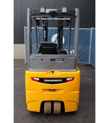 Forklift Jungheinrich EFG 216 440DZ Electric 1600kg 4.4m 2016 EFG 216 440DZ 2016 2 Forklift image 20