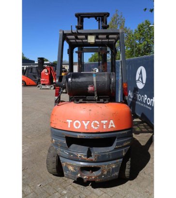 Forklift Toyota 25 LPG 2500kg 4.5m 25 2 Forklift image 35