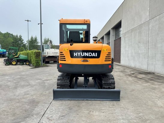 Midi excavator Hyundai R60VS Diesel 2016 R60VS 2016 2 Crawler Excavators image 5