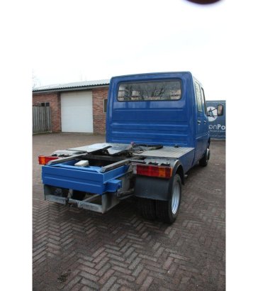 Chassis Cabin Mercedes-Benz 904.6 Diesel 157hp 2003 Mercedes-Benz 904.6 2003 2 image 5