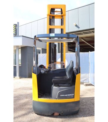Jungheinrich ETV320 Electric Reach Truck 2000kg 8.42m ETV320 2 image 5