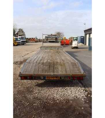 Iveco Daily 35C17 Diesel 166hp 2006 BE tractor with semi-low loader VELDHUIZEN P35-5A 2007 2 Lowloader semi-trailers image 5