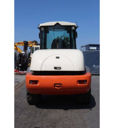 Schaeff-Terex TL120 Diesel Wheel Loader 64.5kW 2004 TL120 2004 2 Wheel Loaders image 5