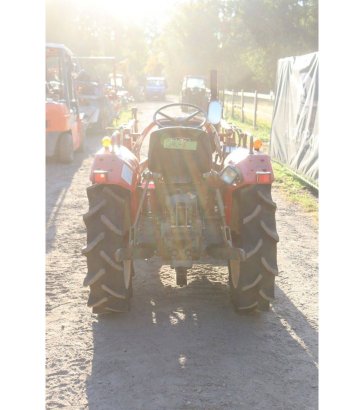 Yanmar YM1802D Mini Tractor Diesel 18hp with front loader YM1802D 2 Tractor Units image 5