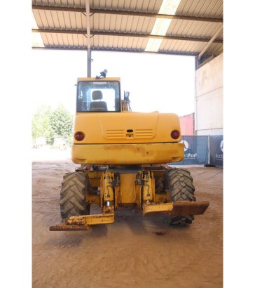 Wheel excavator Komatsu PW110R Diesel 69kW 2005 915 2005 2 Wheeled Excavators image 5