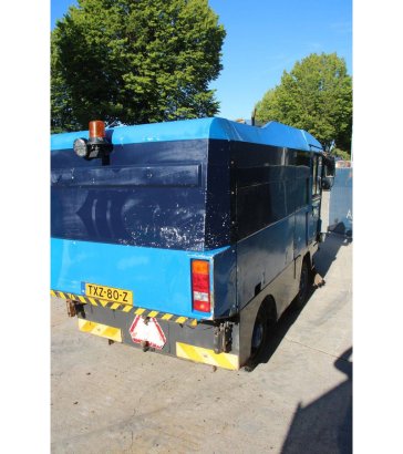 Sweeper Ravo 5002 SI CD Diesel 81kW 2000 Ravo 5002 SI CD 2000 2 image 5