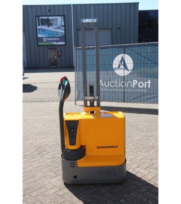 Stacker Jungheinrich EMC 110 Electric 1000kg 2020 EMC 110 2020 2 image 5