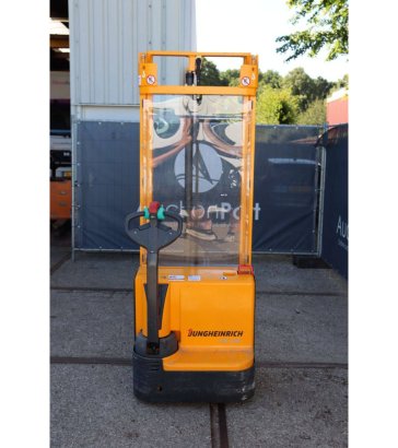 Stacker Jungheinrich EJC 110 Electric 1600kg 3.0m 2008 EJC 110 2008 2 image 5