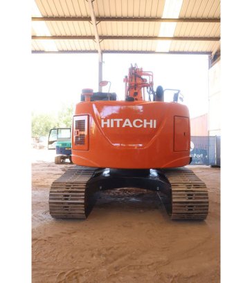 Crawler excavator Hitachi ZAXIS 225USLC-5B Diesel 122kW 2015 ZAXIS 225USLC-5B 2015 2 Crawler Excavators image 5