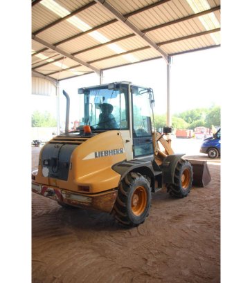 Liebherr L510 Diesel Wheel Loader 58kW 2005 L510 2005 2 Wheel Loaders image 5