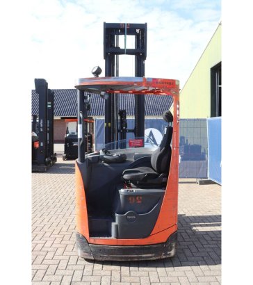 Toyota RRE160 Electric Reach Truck 1600kg 2018 RRE160 2018 2 image 5