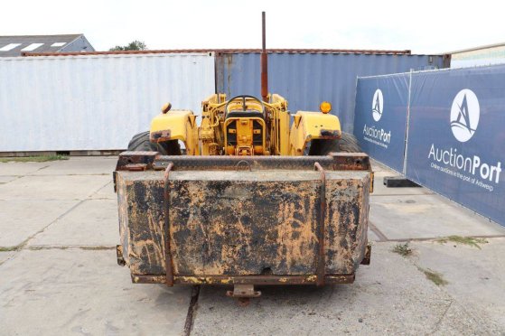 Massey Ferguson MF50B Diesel 69hp Tractor with front loader 1985 Massey Ferguson MF50B 1985 2 image 5