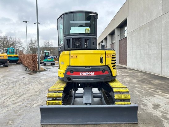 Yanmar VIO50-6B Crawler Excavator Diesel 27.5kW 2017 844 2017 2 Crawler Excavators image 5