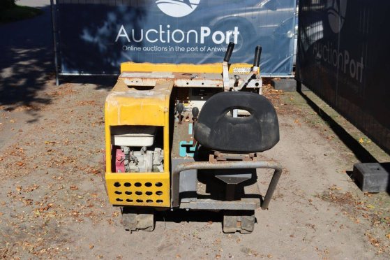 Yamaguchi WB700 Mini Dumper Petrol 4.5kW 2012 Yamaguchi WB700 2012 2 Mini dumpers image 5
