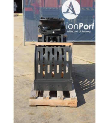 Mustang GRP450 2026 Sorting Grab New Mustang GRP450 2026 1 image 5