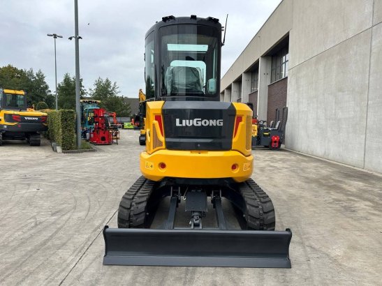 Midi excavator LiuGong 9035 FZTS Diesel 2026 LIUGONG 9035 FZTS 2026 2 image 5