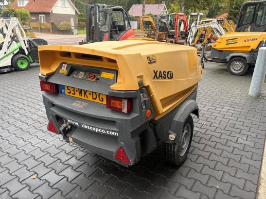 Compressor Atlas Copco XAS47 Diesel 21.6kW 2013 XAS47 2013 2 Compressors image 5