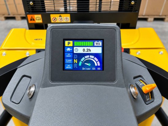Stacker RTE 8401 Electric 1500kg 2500mm 2026 New RTE 8401 2026 1 image 5