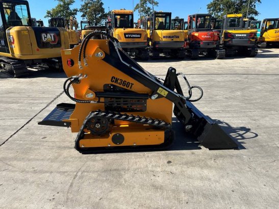 Mini Tracked Skid Steer Loader Sdlool 360TD Diesel 2026 New SDLOOL 360TD 2026 1 image 5