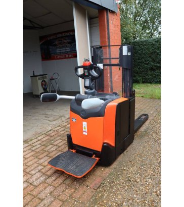 Toyota SPE200DN Electric Stacker 2000kg 2.1m 2020 SPE200DN 2020 2 image 20