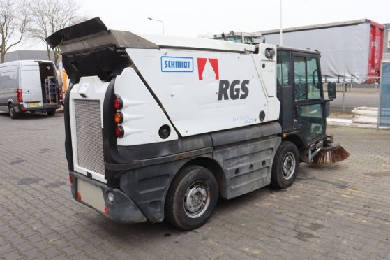 Sweeper Schmidt Compact 200 Diesel 62kW 2011 Schmidt Compact 200 2011 2 image 6