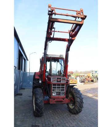 Tractor International 845AXL Diesel 60kW 1982 (Margin) International 845AXL 1982 2 image 6