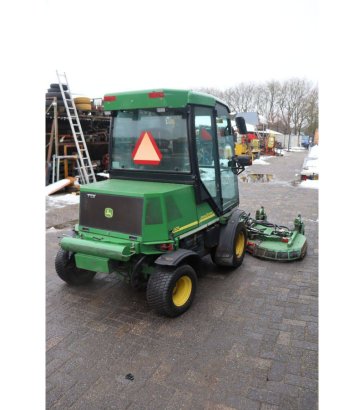 John Deere 1505 Diesel Ride-on Mower 2008 John Deere 1505 2008 2 image 6
