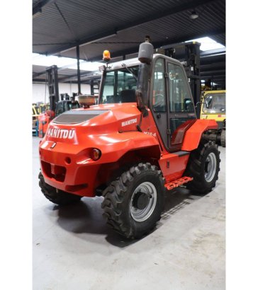 Rough-terrain forklift Manitou M26-4 Diesel 2600kg 5.5m 2015 M26-4 2015 2 Rough Terrain Forklift image 6