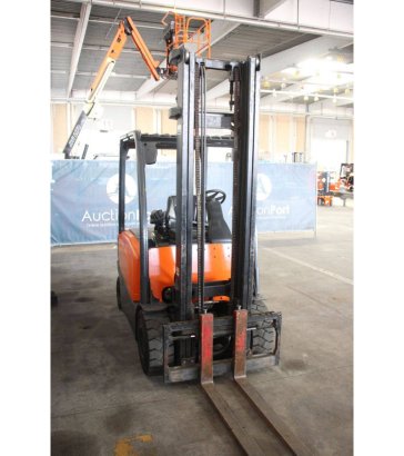 Forklift Hyster J3.0XN-861 Electric 2880kg 4.1m 2010 J3.0XN-861 2010 2 Forklift image 6