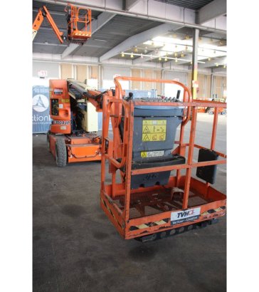 JLG E300AJP Electric Articulated Boom Lift 11m 2013 E300AJP 2013 2 image 6