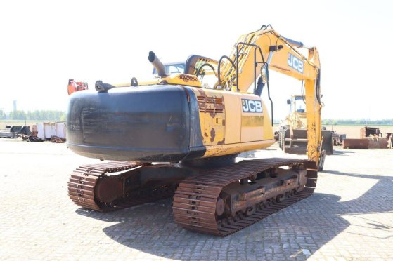 Crawler excavator JCB JS200LCT4i Diesel 129kW 2015 JS200LC-T4i 2015 2 Crawler Excavators image 6