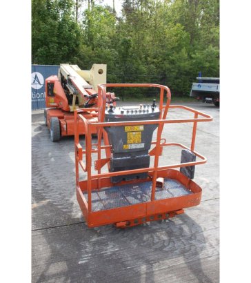 JLG E400AJPN Electric Articulated Boom Lift 14m 2007 E400AJPN 2007 2 image 6
