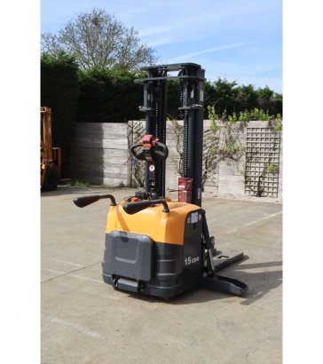 Nycheki EW15 Electric Stacker 1500kg 5.5m New Nycheki EW15 1 image 6