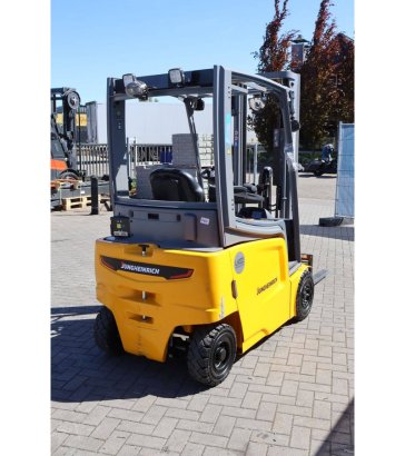 Forklift Jungheinrich EFG 316k Electric 1600kg 2025 DEMO EFG 316k 2025 2 Forklift image 6