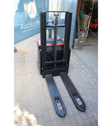 Toyota SWE200D Electric Stacker 2000kg 2.1m 2023 SWE200D 2023 2 image 6