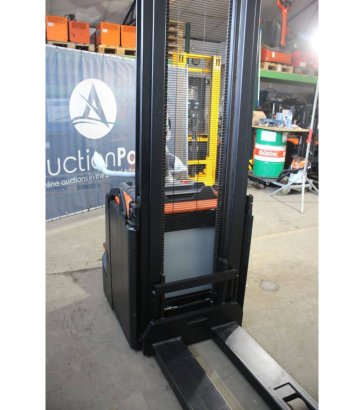Toyota SPE120 Electric Stacker 1200kg 3.7m 2020 SPE120 2020 2 image 6