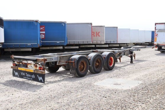 Fliegl 2008 Container Chassis Fliegl 2008 2 image 6
