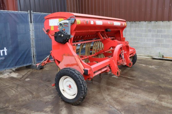 Seeding machine Maschio S Maria 300 2011 Maschio S Maria 300 2011 2 image 6