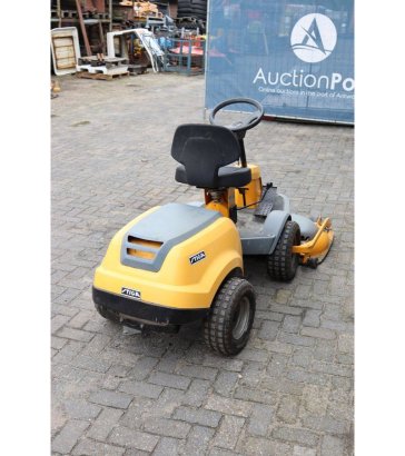 Stiga P901 Ride-on Mower Petrol 11.4kW 2004 Stiga P901 2004 2 image 6