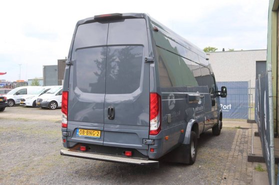 Iveco Daily 70C18 Diesel 180hp Van 2019 Daily 70C18 2019 2 Closed vans image 6