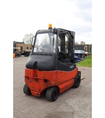 Forklift Fenwick-Linde E30-03/600 Electric 3000kg 4.4m 2011 Fenwick-Linde E30-03/600 2011 2 Forklift image 6