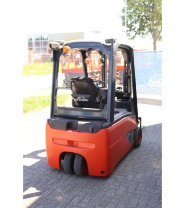 Heftruck Linde E16L-02 Elektrisch 1600kg 2.84m 2020 E16L-02 2020 2 Forklift image 6