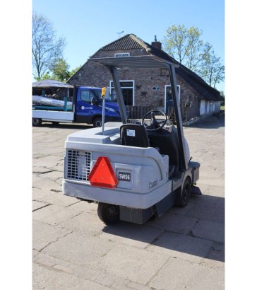 Nilfisk SR 1601 Electric Sweeper Nilfisk SR 1601 2 image 6